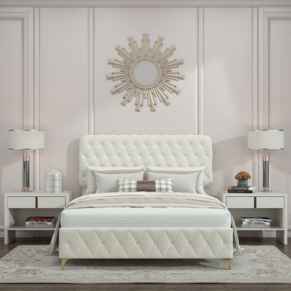 https://assets.wfcdn.com/im/01274984/resize-h600-w600%5Ecompr-r85/2645/264591062/Jazzelle+Upholstered+Platform+Bed.jpg