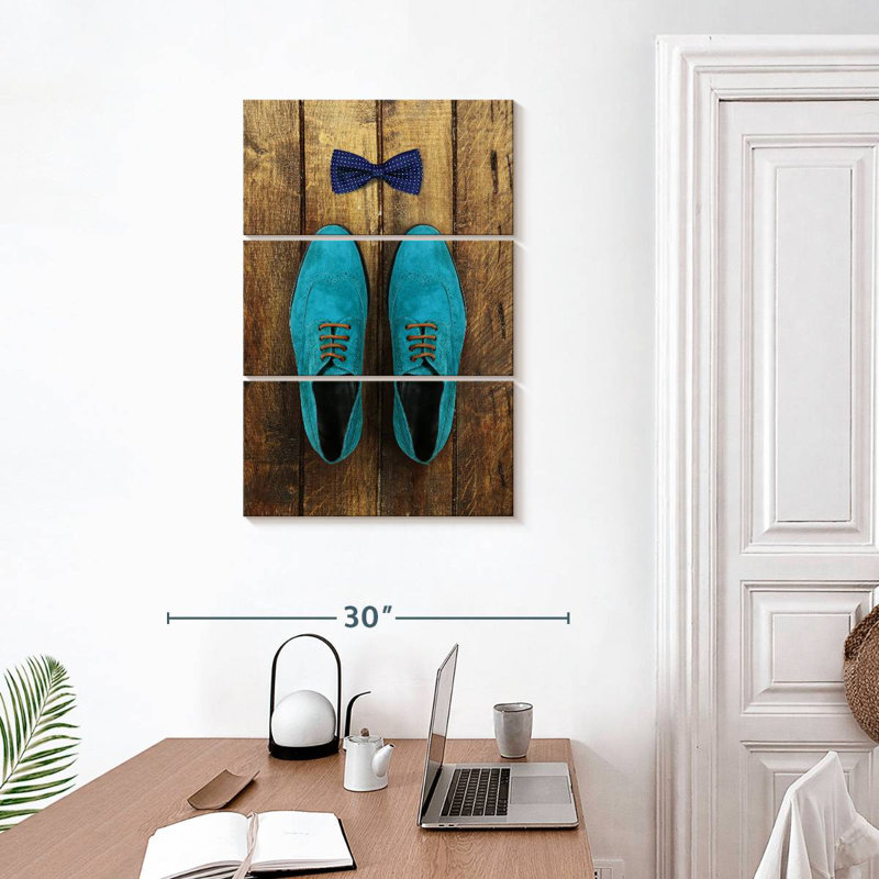 Chaussures bleues élégantes Shuttleworth, H 32 po x l 20 po