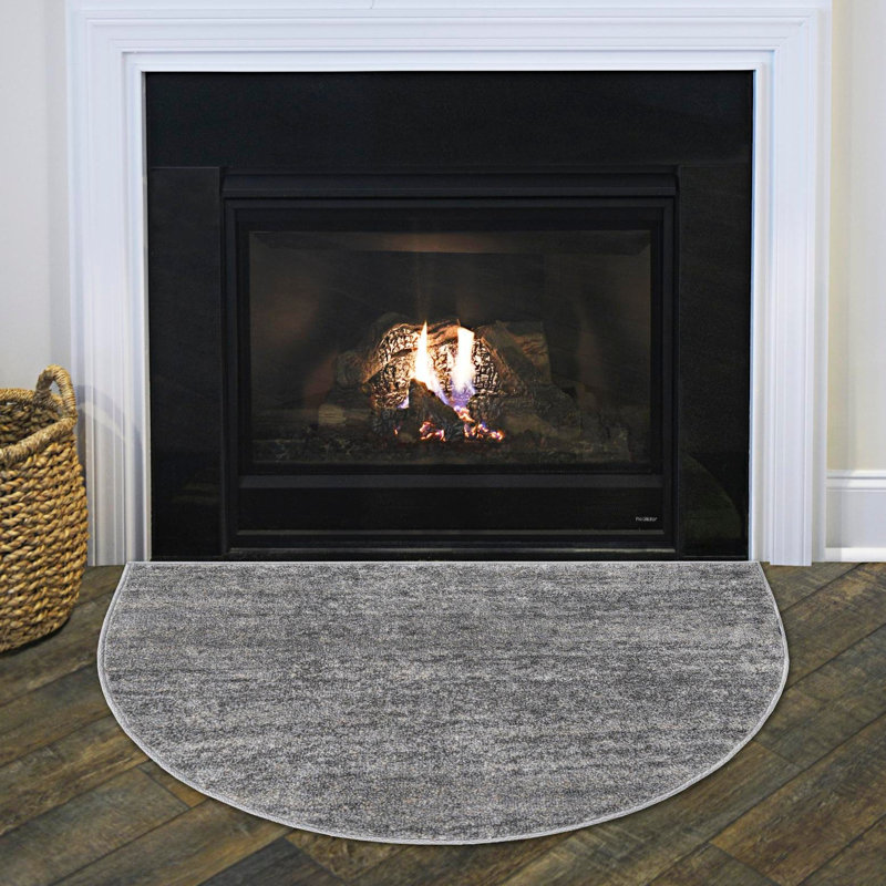 Croslin Gray Area Rug, Hearth 2'2" x 3'7"