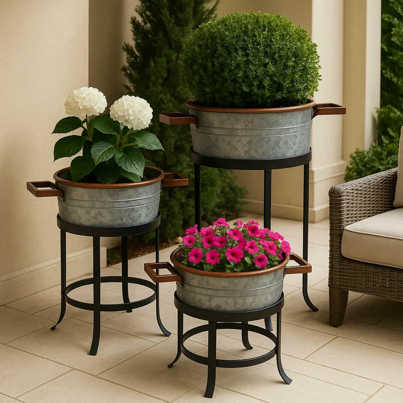 Ensemble de pots à fleurs en fer 3 pièces Tayzlee