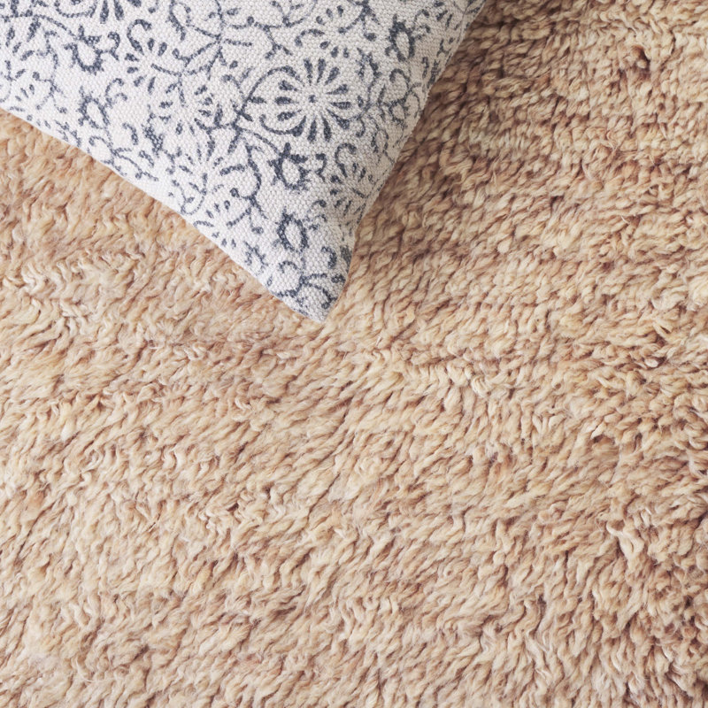 Amarylis Handwoven Wool Rug, Rectangle 5' x 8'