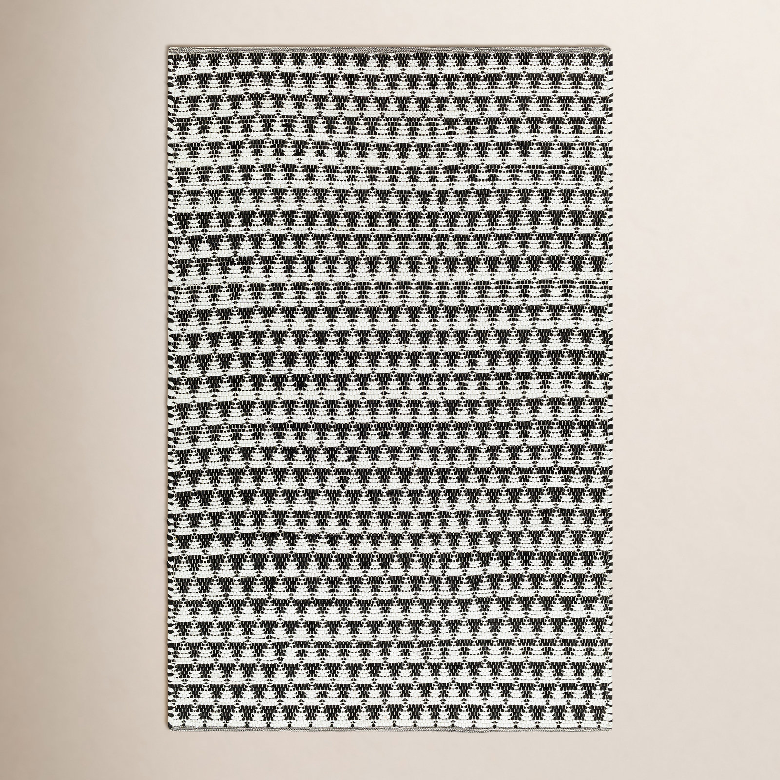 Addy Hand-Woven Geometric Black Rug, Rectangle 5' x 7'6"