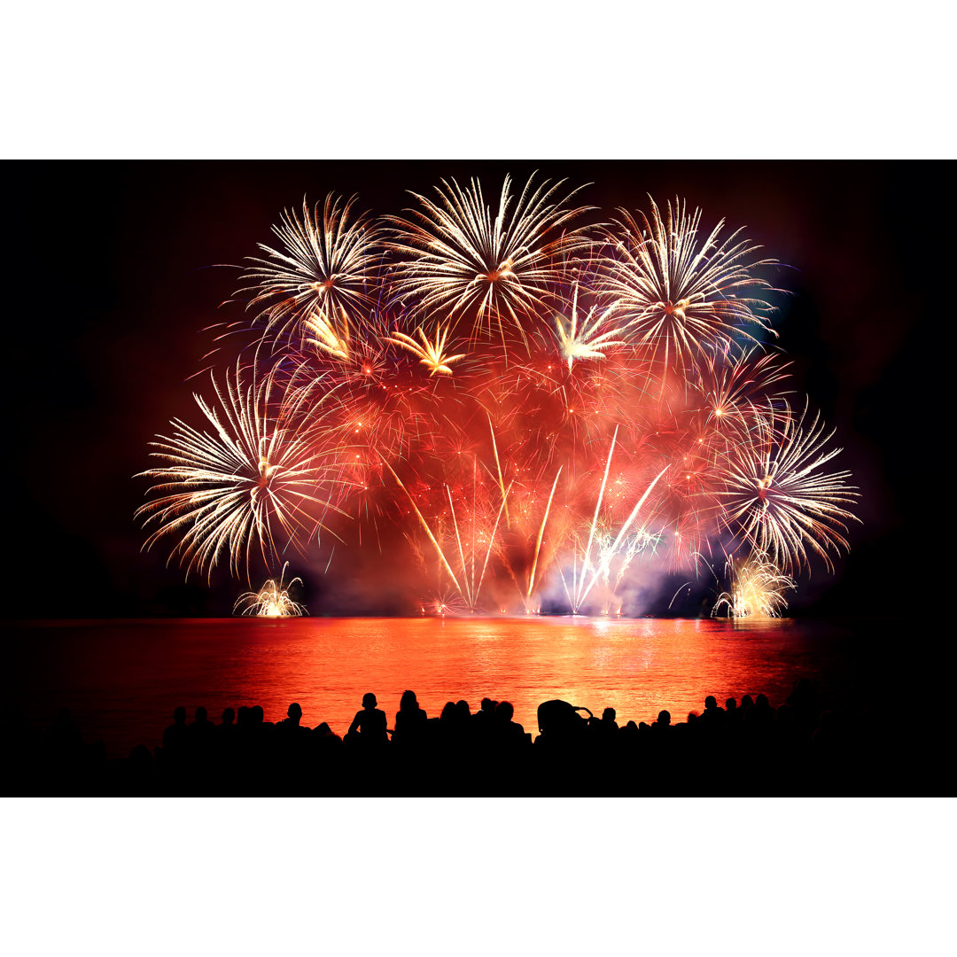 Beautiful Large Colorful Fireworks von Gregory_DUBUS - Kunstdrucke