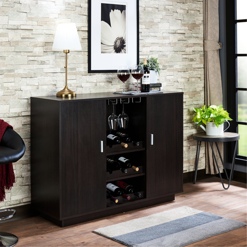 Meuble de rangement rectangulaire pour le vin, avec espace pour la vaisselle et les bouteilles, idéal pour la buanderie ou la présentation.