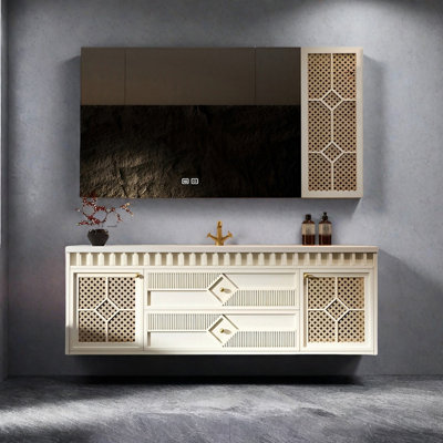 Armoire de salle de bain style français
