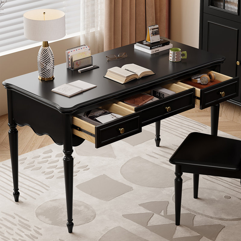 Bureau de style minimaliste français