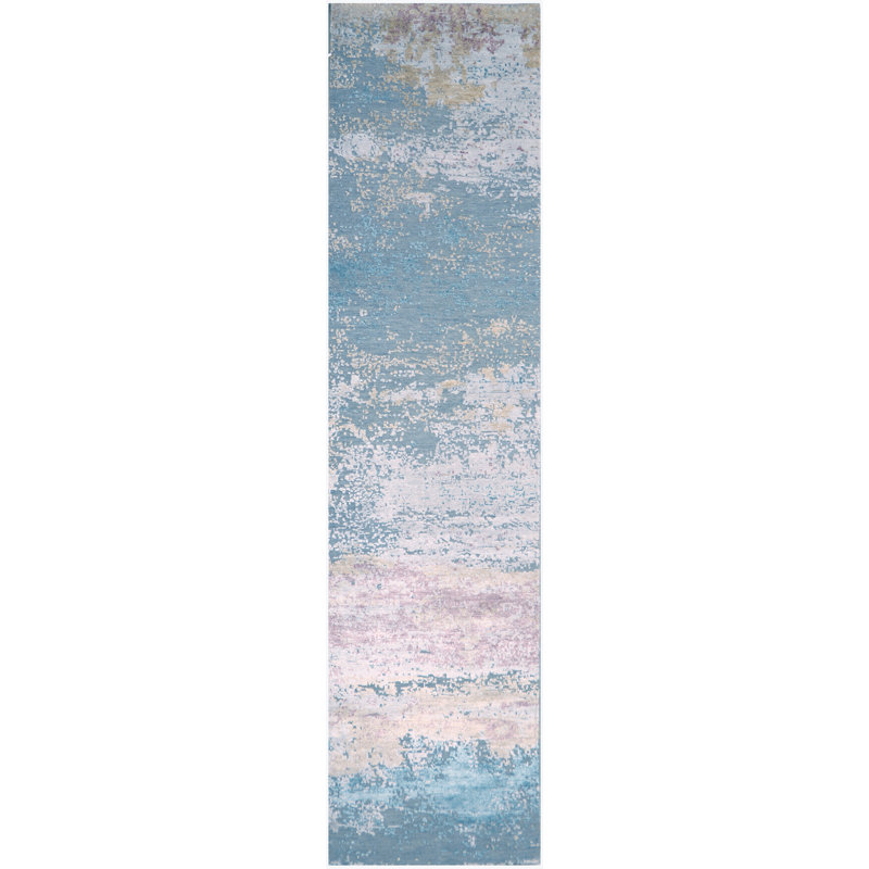 Tapis unique argent, bleu et rose de 2 pi 7 po x 10 pi One-of-a-Kind
