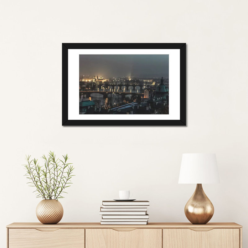 « prague, république tchèque i » par luke anthony gram, reproduction d’impression sur toile tendue, Papier d'art encadré noir