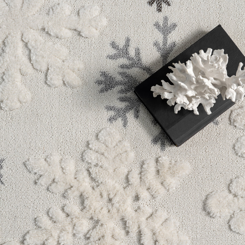 Unity High-Low Snowflake Tasseled Area Rug, Rectangle 7'10" x 10'
