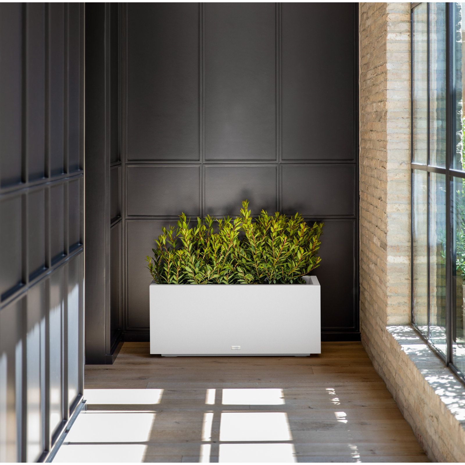Block Series 38" Planter Box, 16” H x 38” W x 15” D, White