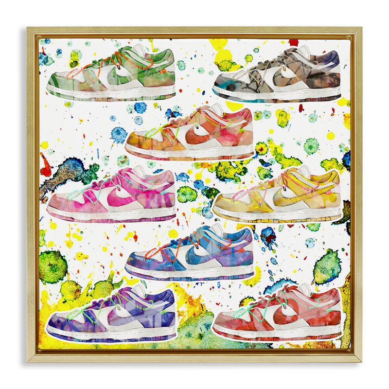 «Paint Splatter Sneakers», toile encadrée flottante grise par Ziwei Li, Cadre flottant métallique doré, H 18 po x l 18 po