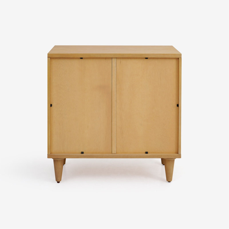 Armoire Lore