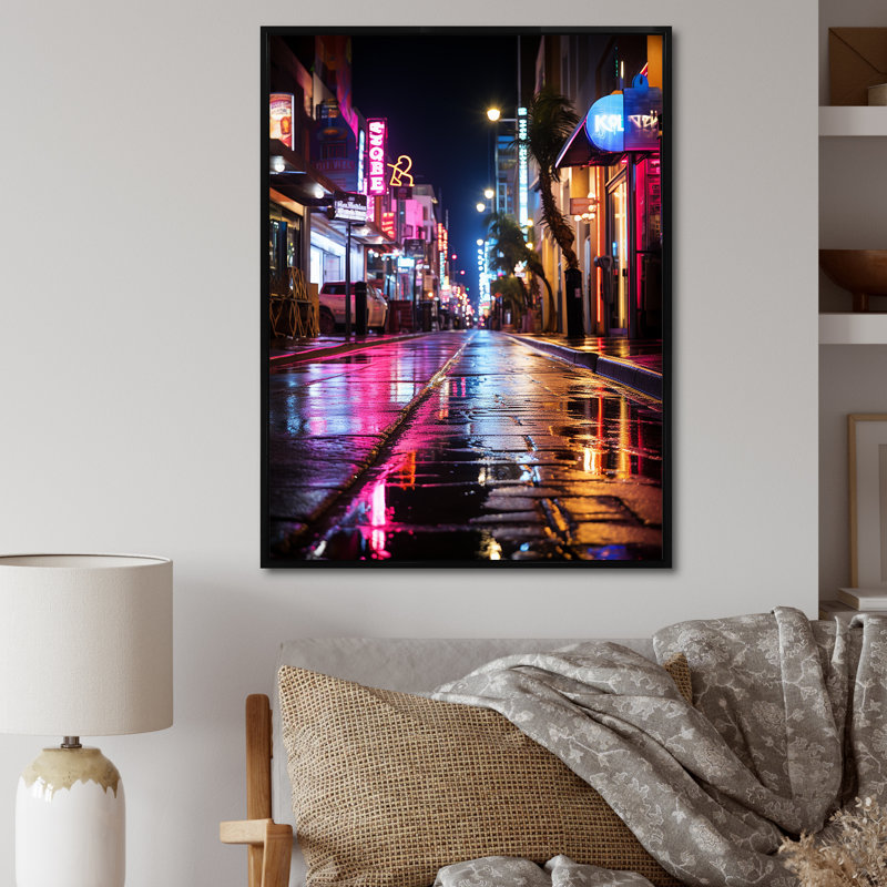 «Pink Miami Night Life Rhythm I», reproduction sur toile, H 40 po x l 30 po x P 1,5 po, Cadre flottant noir