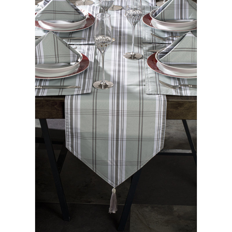 Judith Gap Dining Linen Set