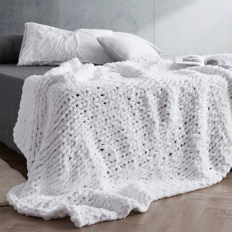 Très grand jeté Cozy Potato Chunky, Blanc