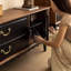 Meuble télé en bois franc à contraste français-106743408