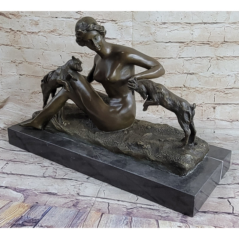 Figurines et sculptures