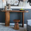 Table d'appoint à piédestal en bois brun