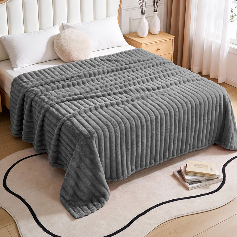 Machine Tufted Throw Blanket, 200cm x 150cm, Striped, Grey