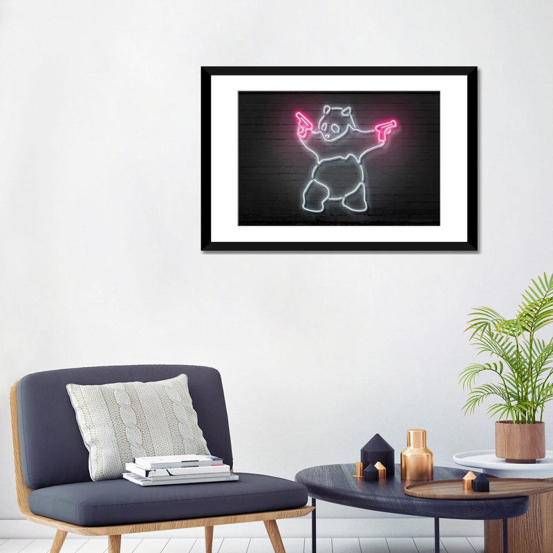 «Panda with Guns», impression sur toile, Papier d'art encadré noir, H 24 po x l 32 po x P 1 po, Blanc
