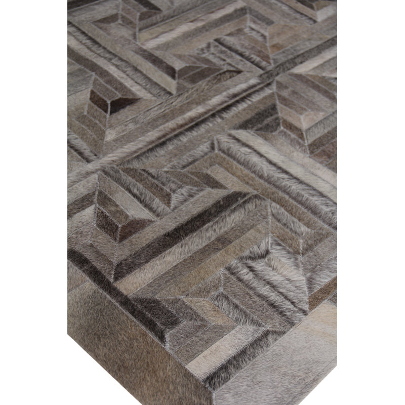 Natural Hide Cowhide Geometric Area Rug in Gray, Rectangle 8' x 11'
