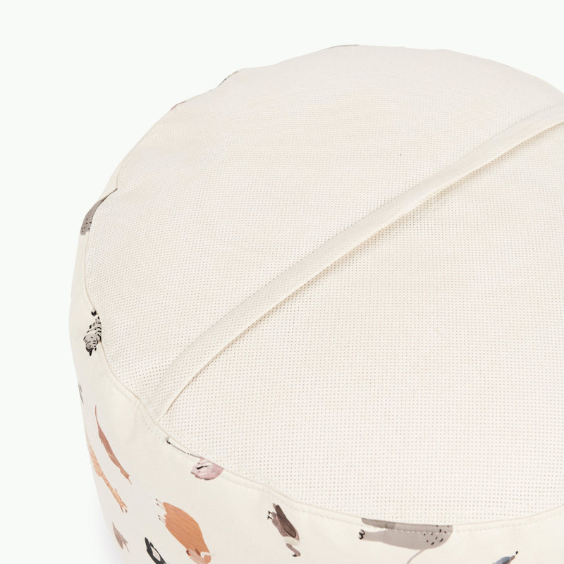 Round Pouf