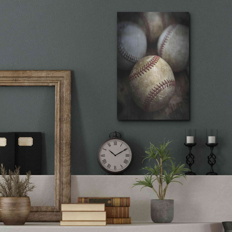 «Old Baseball» par Edward M. Fielding, H 16 po x l 12 po