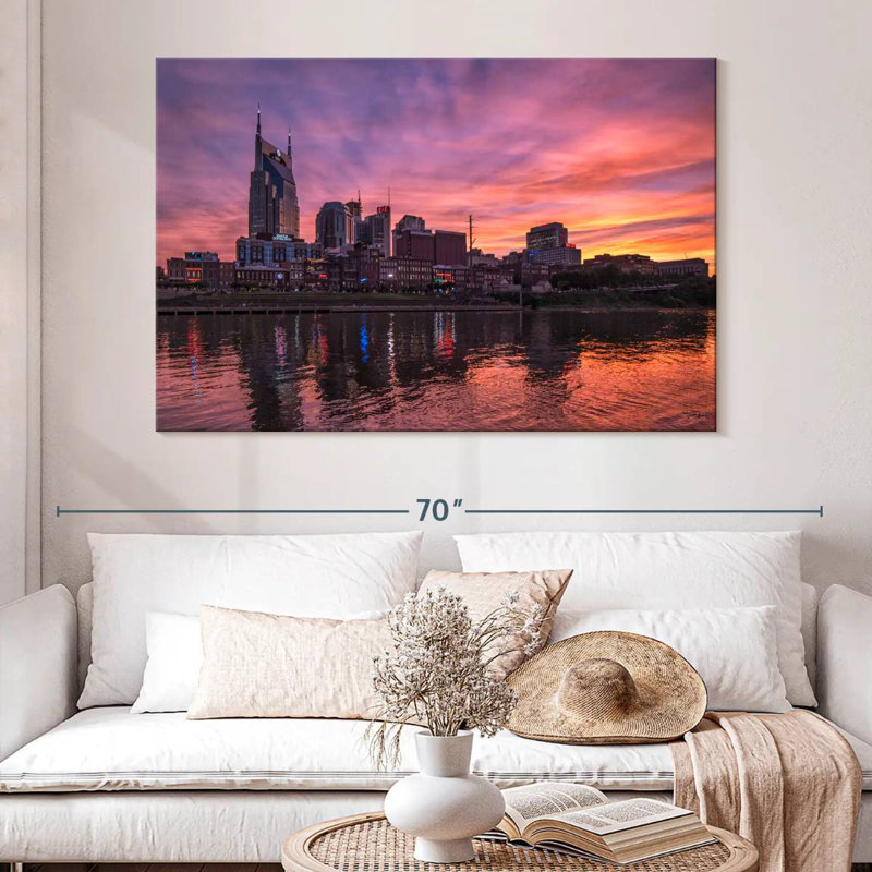 Kavia Nashville au crépuscule, H 34 po x l 51 po
