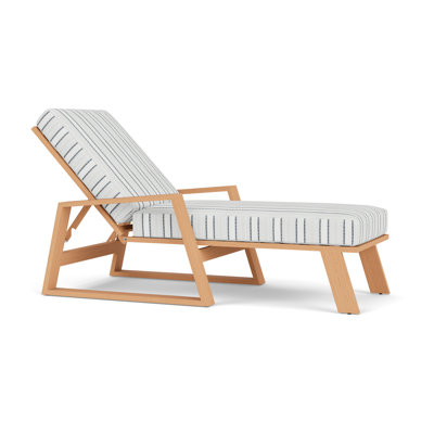 Pursuit Outdoor Chaise Lounge