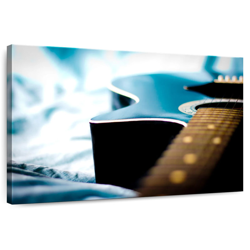 Guitare bleue Abarca, H 24 po x l 36 po
