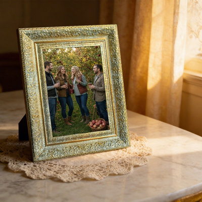 Antique Gold 1PC Home Accent Picture Frame for 5" x 7" Photos and Holiday Gifting