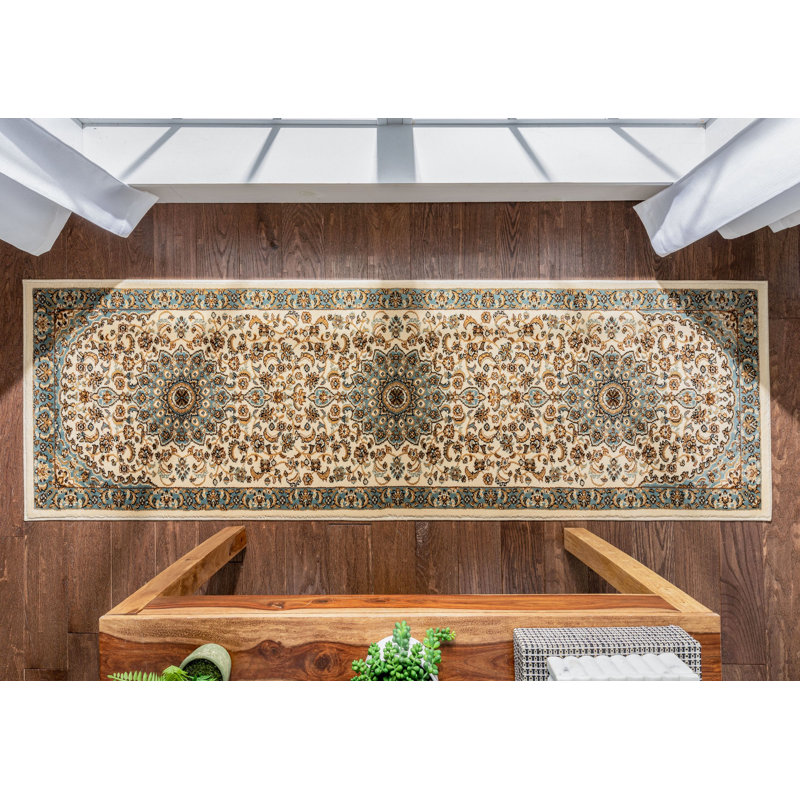 Gret Oriental Indoor Rug, Runner 2'3" x 7'3"