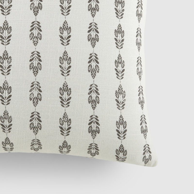 Elegant Patterns Cotton Decor Throw Pillow in Folk Leaves