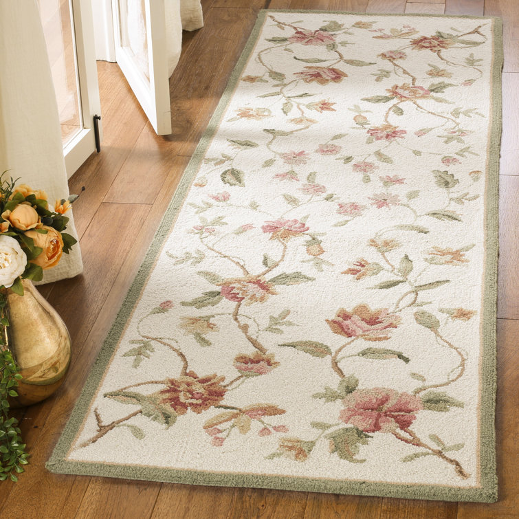 Kinchen Hand Hooked Wool Floral Rug
