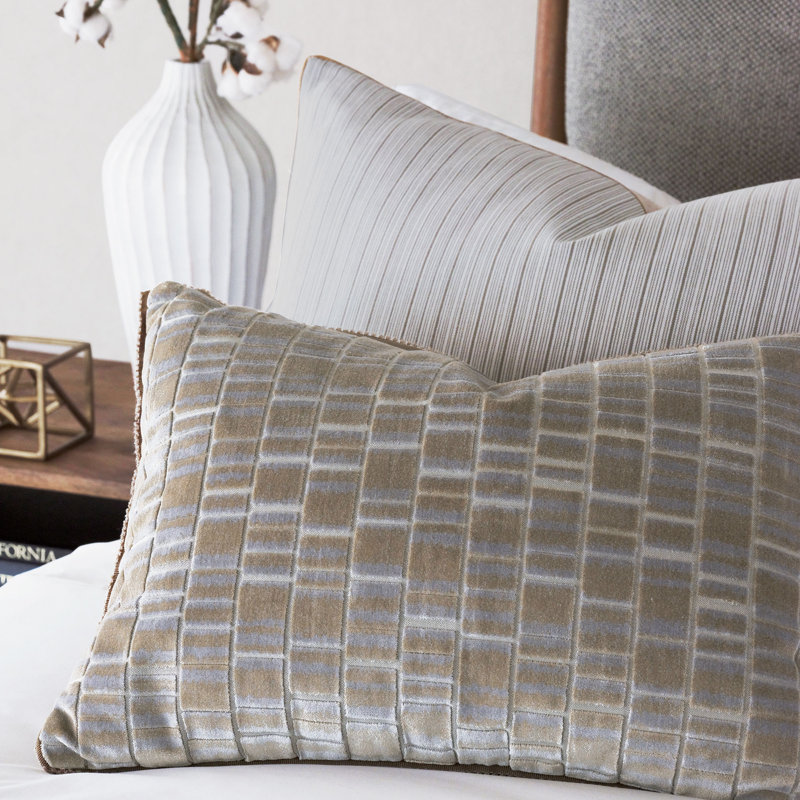 Breckenridge Lumbar Pillow Cover & Insert