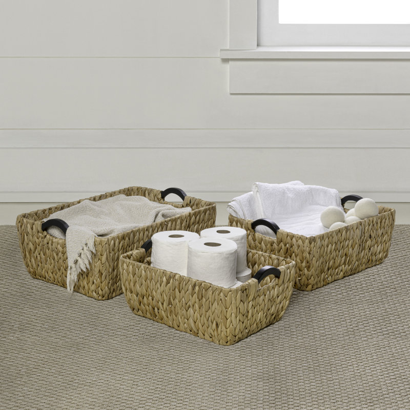 Astor Bohemian Farmhouse Handwoven Water Hyacinth Nesting Storage Baskets with Wood Handles (Set of 3), Natural