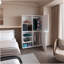 Armoire fonctionnelle à deux portes avec rangement ouvert pour le rangement organisé et accessible de la chambre à coucher, idéale pour les espaces de vie modernes-959662595