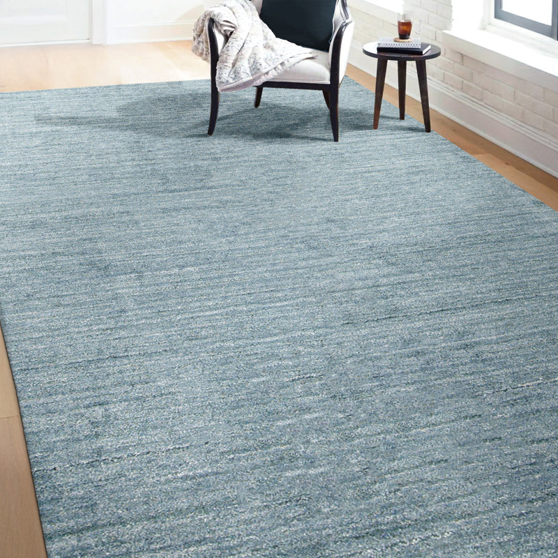 Wool Area Rug in Light Blue/Ivory