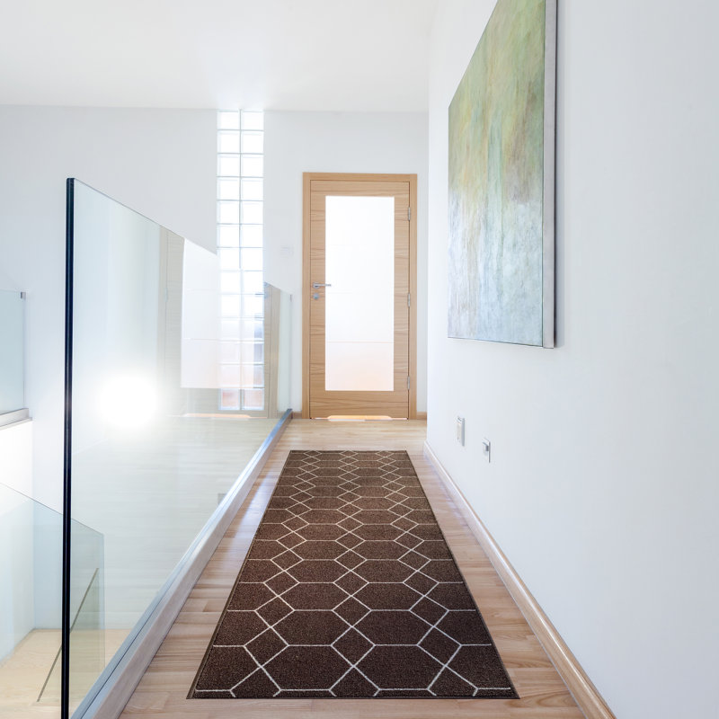 Tapis brun touffeté à motif géométrique Lago Vista, Tapis de couloir 2 pi 2 po x 43 pi