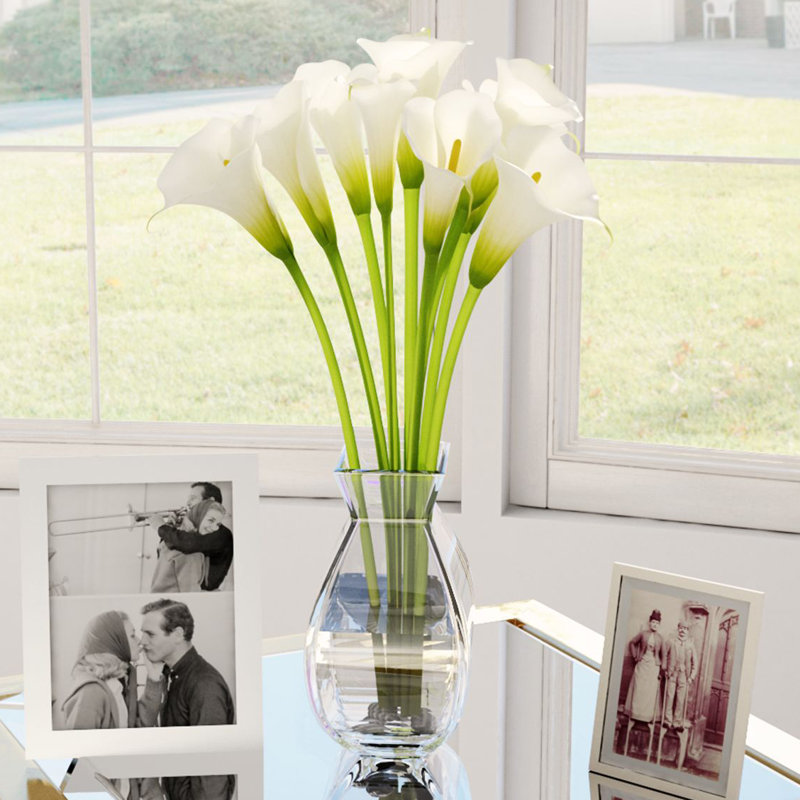 Lilies Arrangement in Vase, Cream