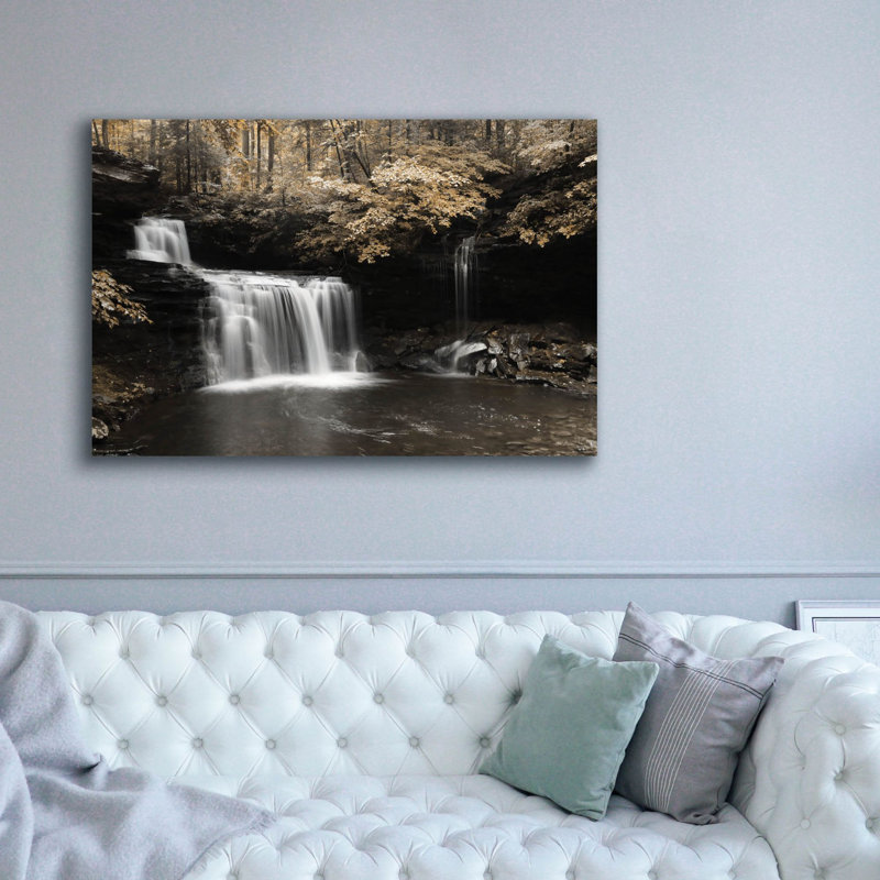 Toile épique «Golden Waterfall 1» par Lori Deiter, graffiti épique, 60 po x 40 po, H 40 po x l 60 po