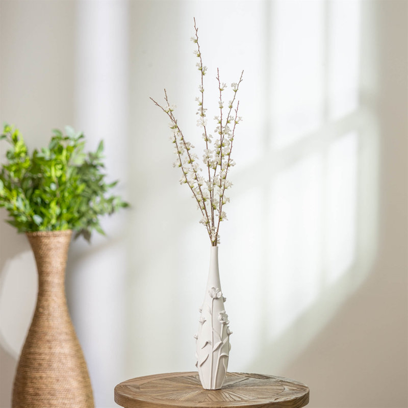 Embossed Floral Vase (Set of 2)