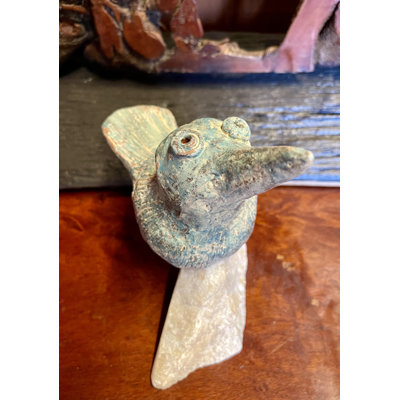 Oiseau sculpté à la main