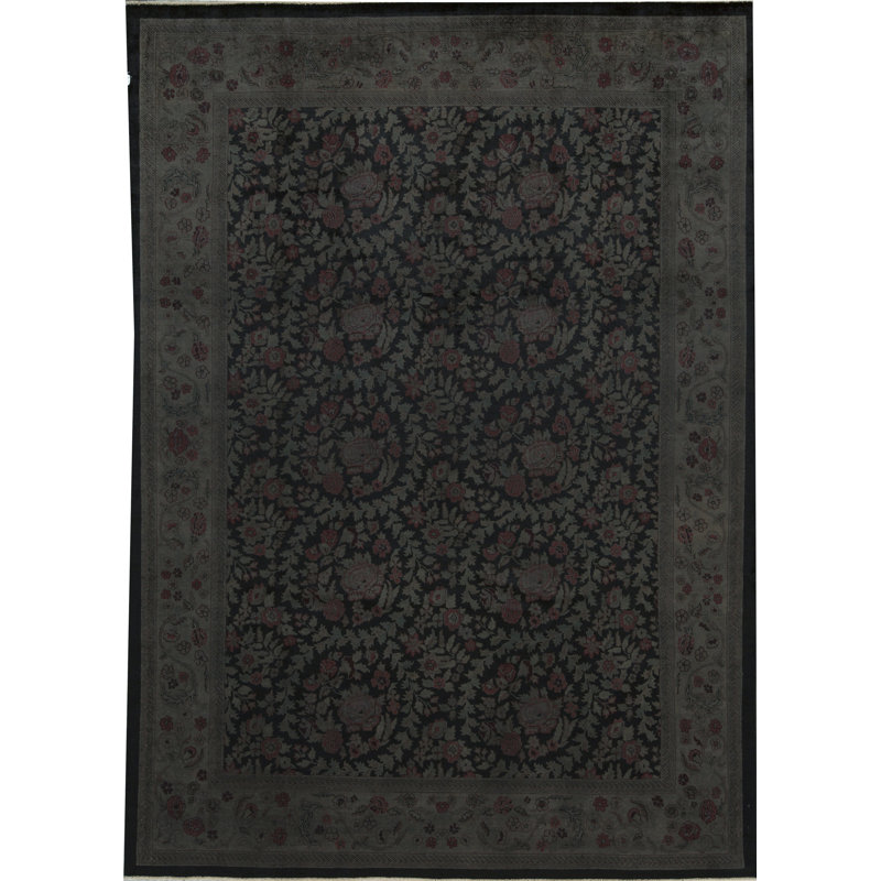 Wool Oriental Area Rug in Black/Green/Rust
