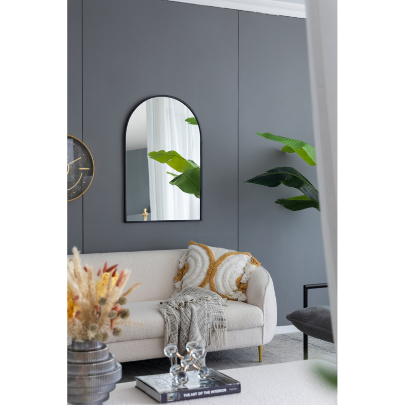 24 "x 36" miroir arqué noir avec cadre en métal, miroir mural pour le vestibule de chambre à coucher de salon