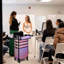 Organisateur de maquillage en aluminium-408905783
