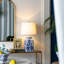 Lampe vase en céramique bleue et blanche
