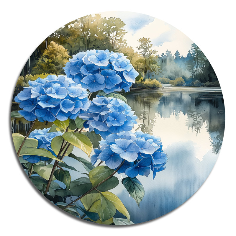 Hydrangeas at the Farm Pond - Hydrangea, art mural rond en métal, impression sur métal bleu traditionnel, H 16 po x l 16 po