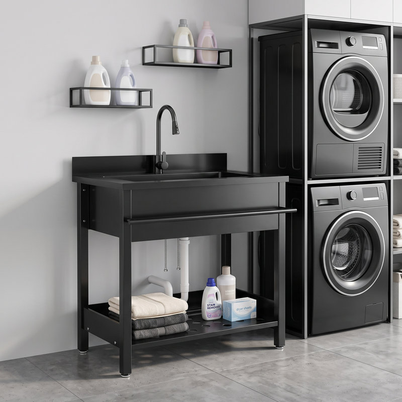 Évier utilitaire autoportant de 76 cm (30 po) avec robinet extractible, en acier inoxydable 304, avec cuve profonde, étagère de rangement et kit de vidange inclus. Station de lavage robuste pour buanderie, garage et atelier.