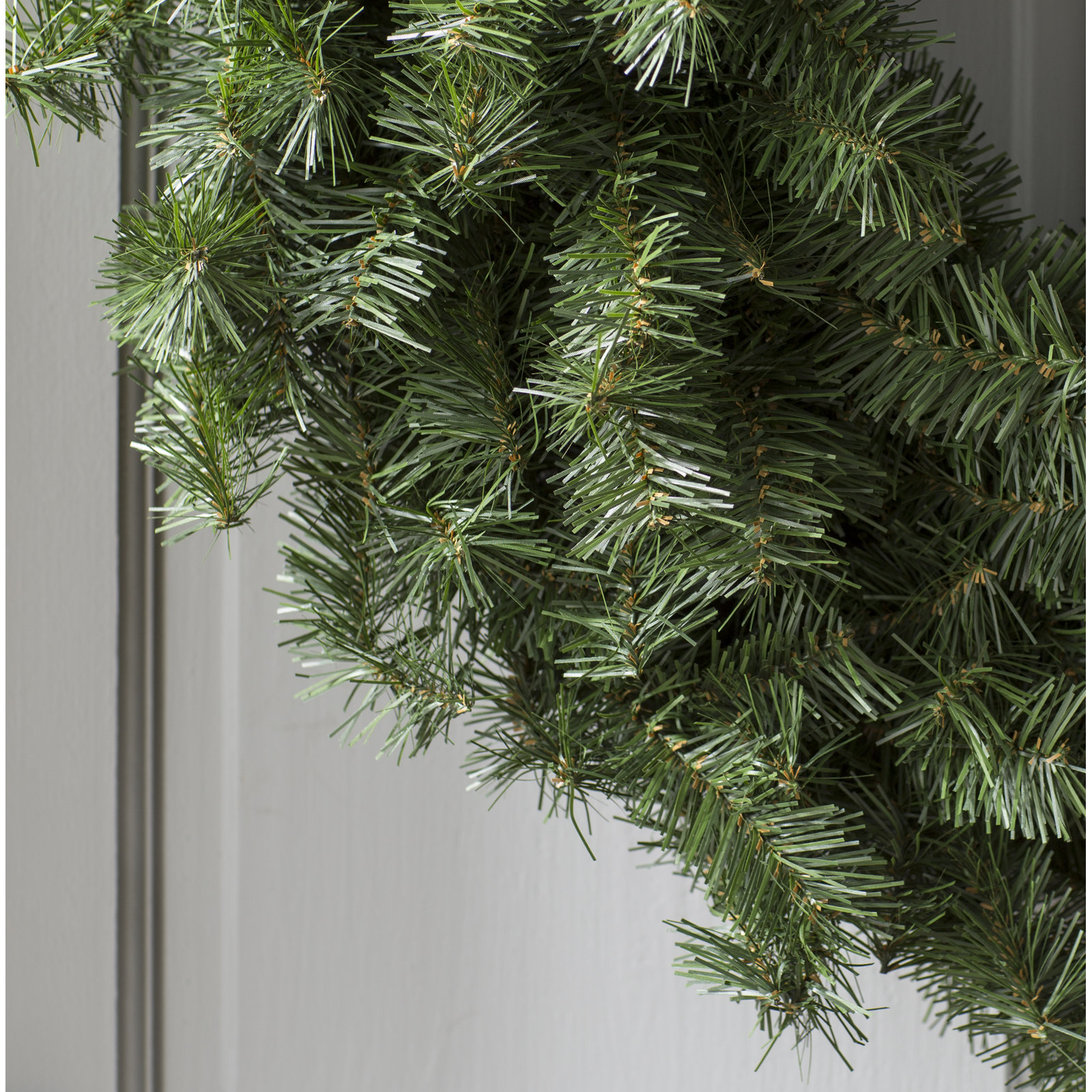 Kanen 72" Mixed Assortment No Holiday Wreath, 60" H x 60" W x 5" D